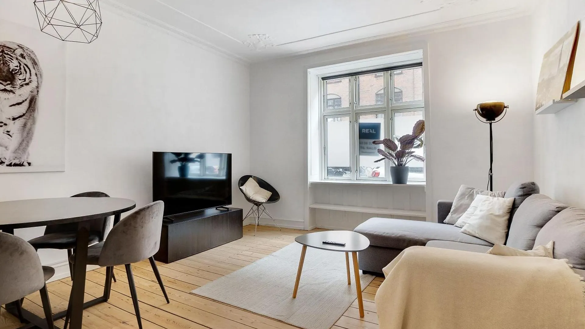 Perfectly Located Cozy Apartment København